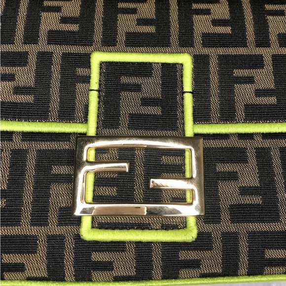 Brown and green purse - Picture 2 of 6